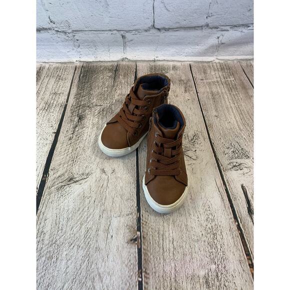 Cat & Jack Other - CAT & JACK Boy’s Mateo High Top Sneakers / Size: 5